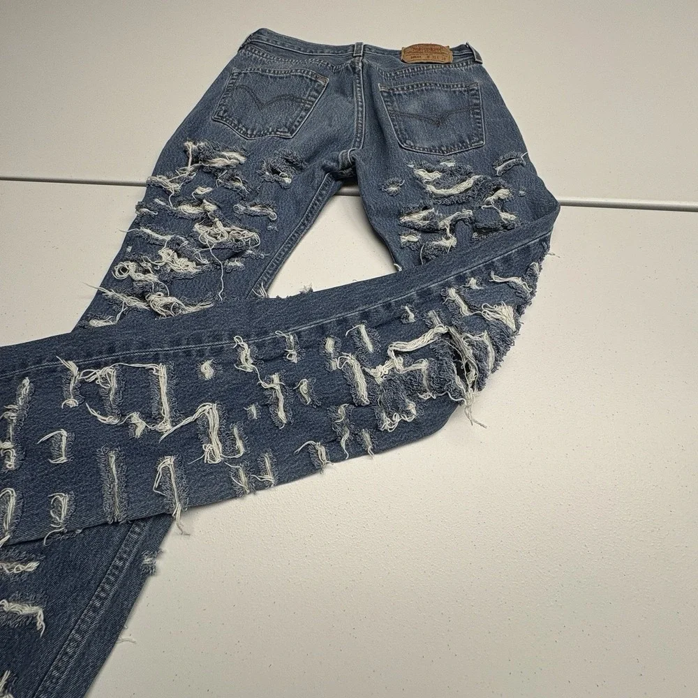 Levi's 501xx Series Medium Wash Distressed Straight Fit Button Fly Jeans red tag